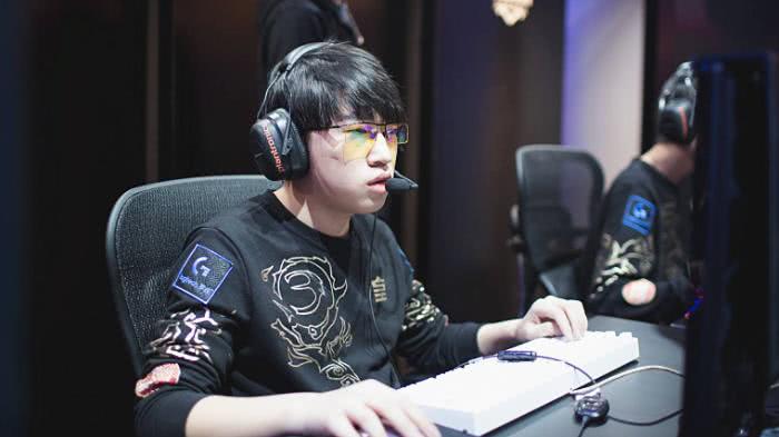 畅的配合和 畅的配合和