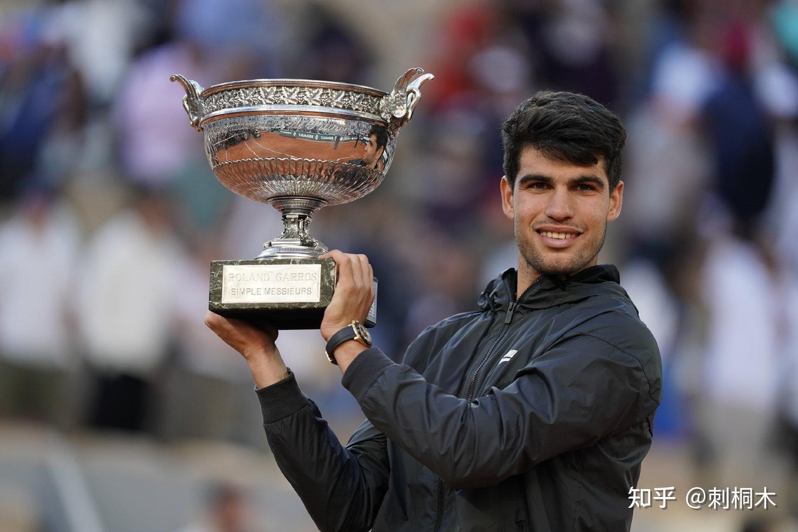 国家队左后 国家队左后